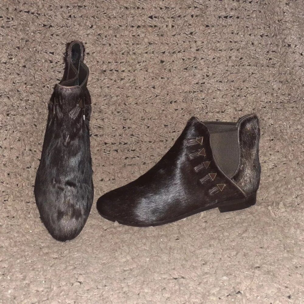 HOUSE OF HARLOW 1960-Beatrice-Metallic Bronze Calf-Hair-Chelsea Bootie-Sz36-NWOB